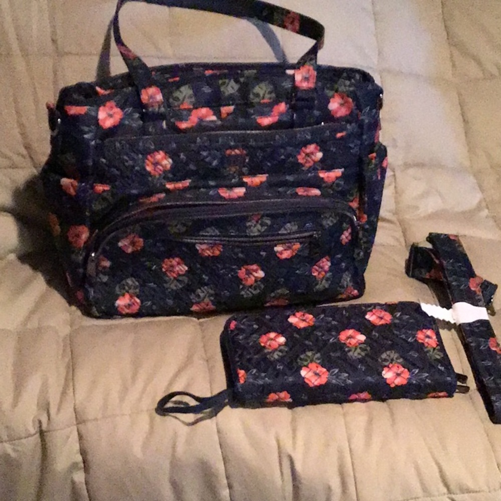 Carry all tote